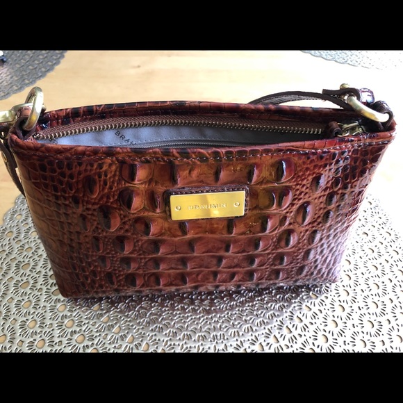 Brahmin Handbags - Small Brahmin purse in great condition.